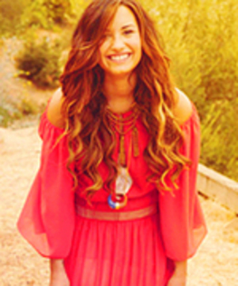 DEMI2012   3 - Poze Demi Lovato 2012