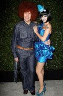 Selena in albastru ciudat - Selena in albastru ciudat