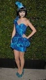 Selena in albastru ciudat (38) - Selena in albastru ciudat