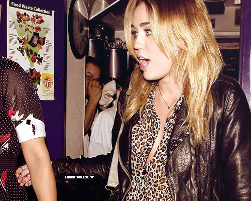 1319860348086_f_large - miley-cyrus 1