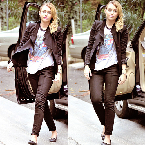 1320720800531_f_large - miley-cyrus 1