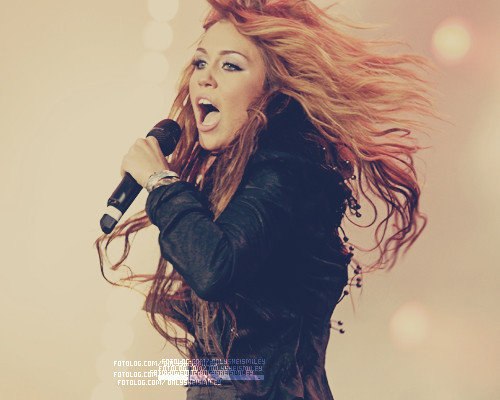 1321350668395_f_large - miley-cyrus 1