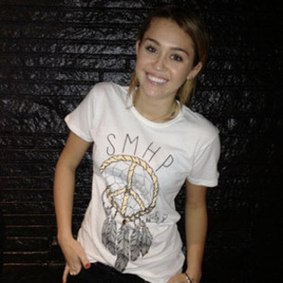 miley-cyrus-120911_large