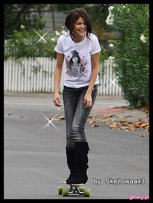 392361_218731741533814_100001909683865_543486_1001695629_n