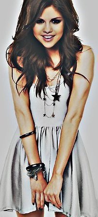 164810_142561875799490_119049044817440_204942_4614604_n - Selena Gomez 2