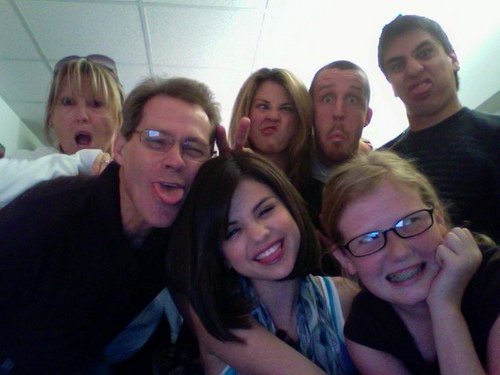 166835_142560439132967_119049044817440_204815_4940930_n - Selena Gomez 2