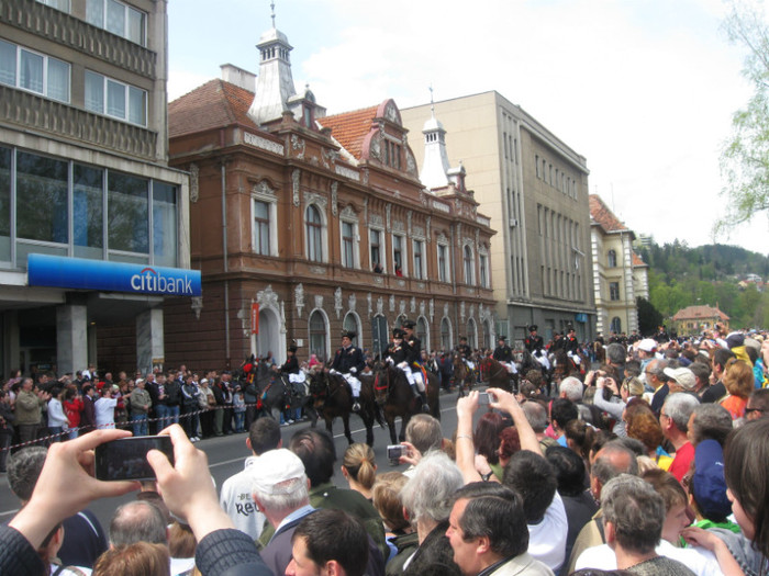 1 mai 016 - junii in brasov 1 mai 2011