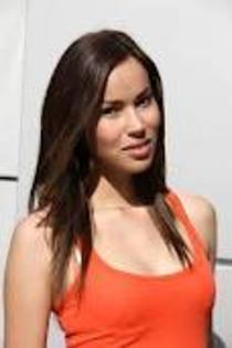 iulia miclos - next top model 1 vs next top model  2