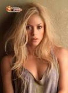 ewgfsdjghfr - shakira