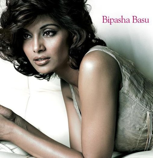 200532_10150130172043812_273777518811_6469875_6221490_n - bipasha basu