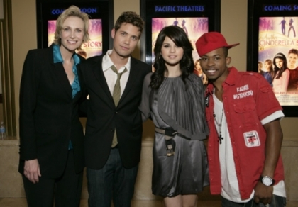 normal_selenafan047 - Another Cinderella Stroy World Premiere