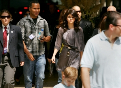 normal_selenafanhq013 - Another Cinderella Stroy World Premiere