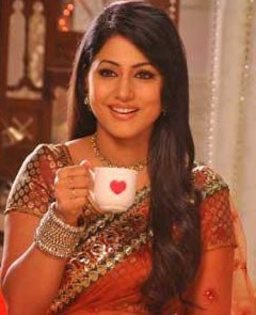 302382_272205689479389_121004084599551_927859_118830753_n - hina khan