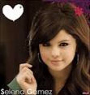  - Poze Glitter cu Selena Gomez