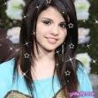  - Poze Glitter cu Selena Gomez