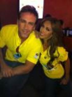 CarlosyAnahienTeleton - Carlos Ponce