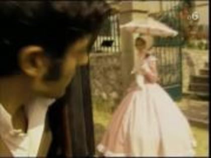 384337_178086162288397_157882764308737_304021_2071917816_a - Amor Real