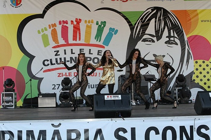 295762_224510837610740_152313081497183_646251_1941302469_n - Andra Maruta