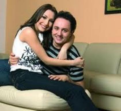 301033_234490619936539_100001268096109_750895_866551692_n - Andra Maruta