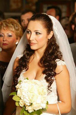 377231_253699008019010_100001367371119_612723_255426786_n - Andra Maruta