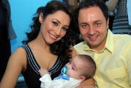 384779_134717223307679_100003082057294_165569_1000672769_n - Andra Maruta