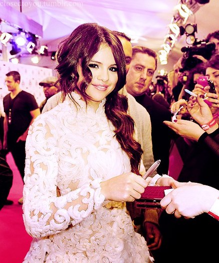 tumblr_lwbyt6Fo8S1r0nbnwo1_500_large - Selena Gomez-Alex Russo