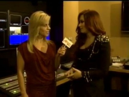 bscap0221 - Demilush - Interview with Janet Snyder