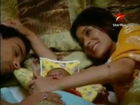 SaAlekh & Khushi in Love [16]