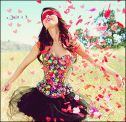 48605098_PLRDHOHBS - Selena Gomez 3