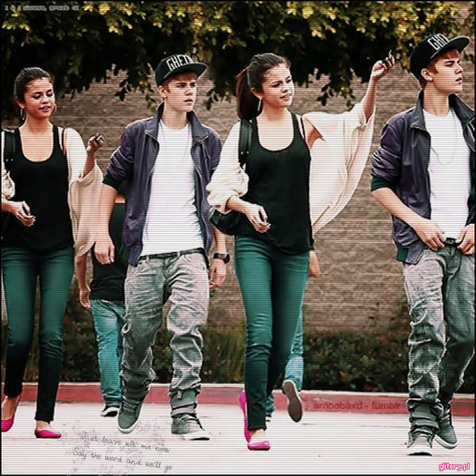 48680782_CWJJOABQH - Selena Gomez 3