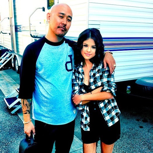 48754243_JWKVGNQXY - Selena Gomez 3