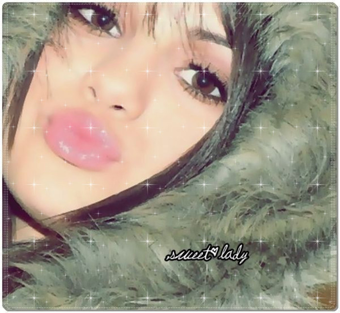 49871685_SRBPOMUZW - Selena Gomez 3