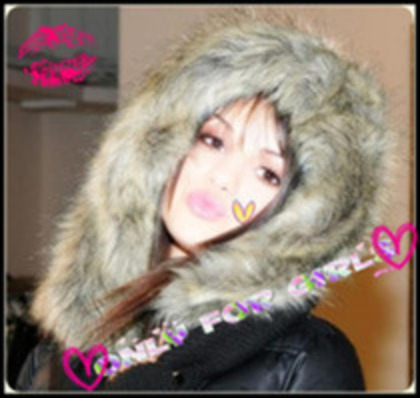 51628668_URANJXO2 - Selena Gomez 3