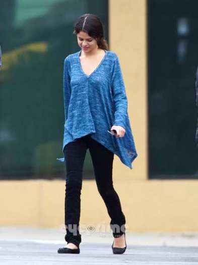 52175717_NAEBLER2 - Selena Gomez 3