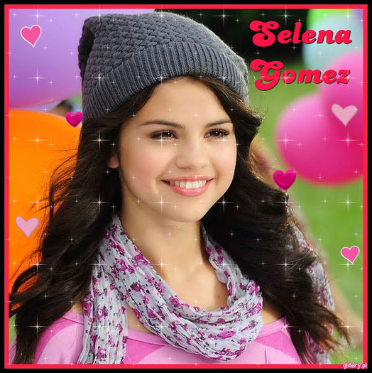 52182388_VUKMHHU2 - Selena Gomez 3