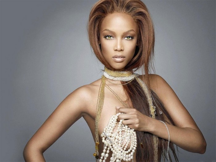 tyra-top-tyra-banks-2937885-1024-768