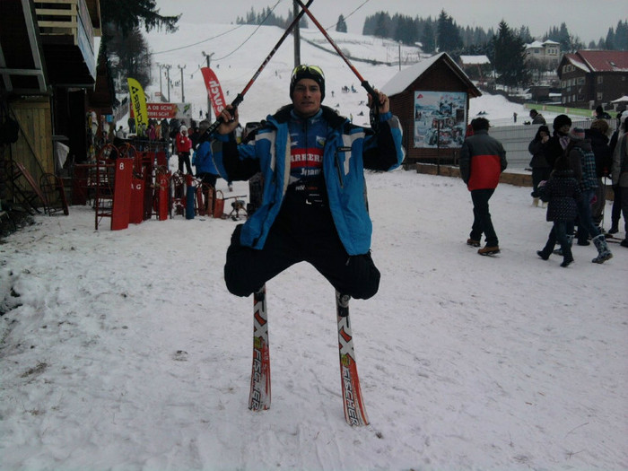 SKI; POZA DE ECHILIBRU
