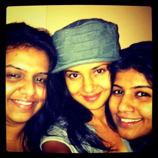 374910_260307737348335_137601739618936_757425_1249583507_n - jennifer winget