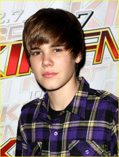 charity-basketball-game92379 - Justin Bieber