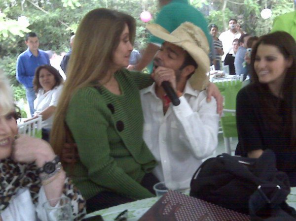 262011_10150215251122371_16310792370_7569568_4424198_n