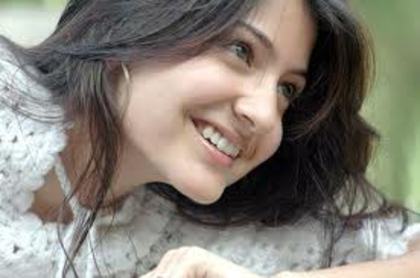 images (2) - Anushka Sharma