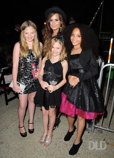 Demitzu (212) - ABC  -  Bonjour in the xDemitzuMystery style