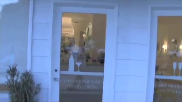 Demi Lovato ( paparazzi ) 137 - Demilush - At a salon in LA Captures