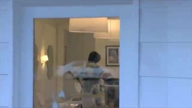 Demi Lovato ( paparazzi ) 144 - Demilush - At a salon in LA Captures