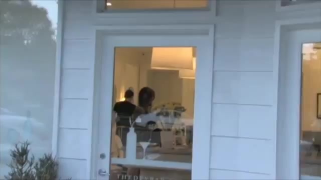 Demi Lovato ( paparazzi ) 188
