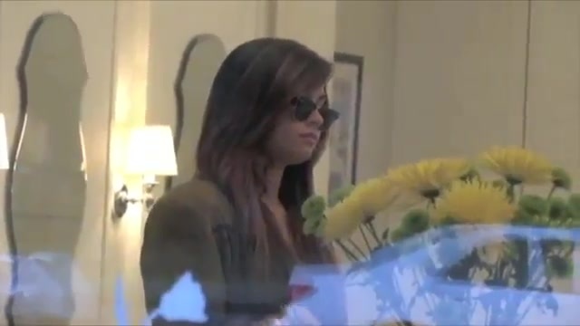 Demi Lovato ( paparazzi ) 316