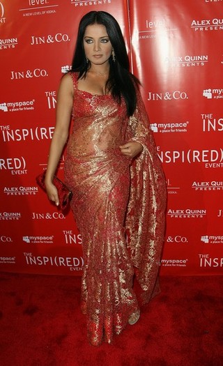 INSPI+RED+Event+Benefit+PRODUCT+RED+ephl8SGN0_7l - Celina Jaitley