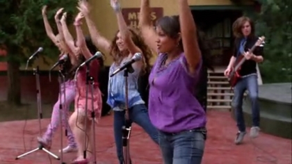 Camp Rock 2 (323) - Demilush an Joe - Camp Rock 2 The Final Jam Captures oo1