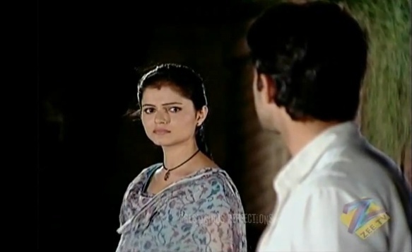 24815718_NMJQMBNBA - triunghiul iubirii