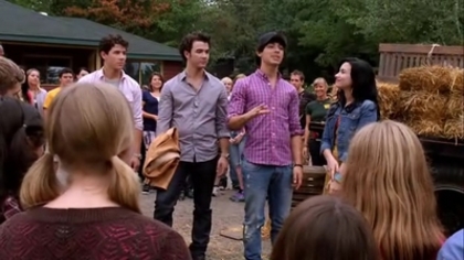 Camp Rock 2 (394)